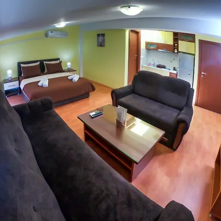Darni Central Apartments - Bazaar Location With Free Parking Ohrida Exterior foto