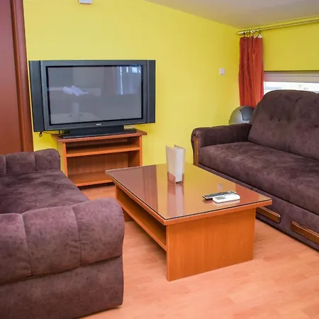 Darni Central Apartments - Bazaar Location With Free Parking Ohrida Exterior foto