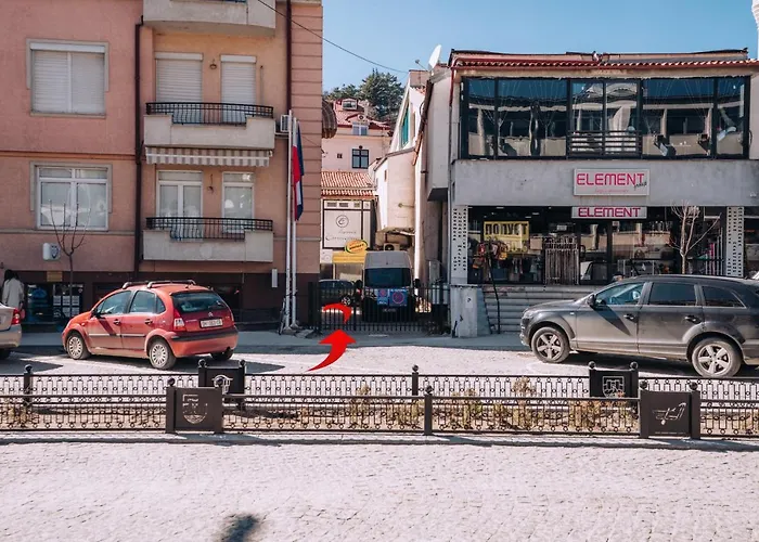 Darni Central Apartments - Bazaar Location With Free Parking
