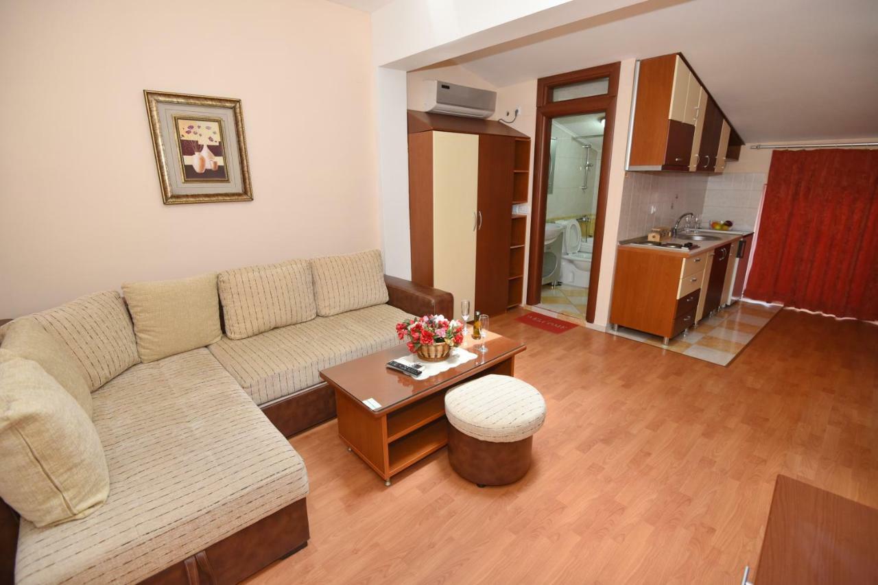 Darni - Bazaar Location With Free Parking *