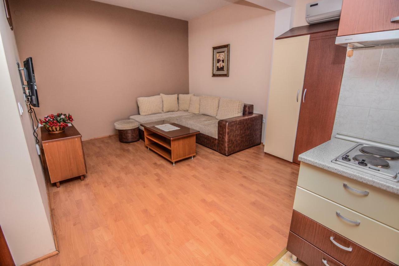 Apartament Darni - Bazaar Location With Free Parking *
