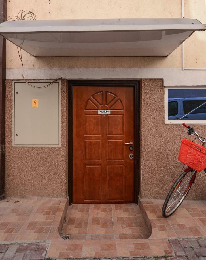 Darni - Bazaar Location With Free Parking *