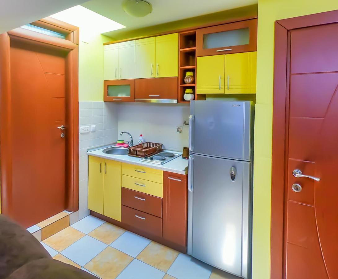 Apartament Darni - Bazaar Location With Free Parking *