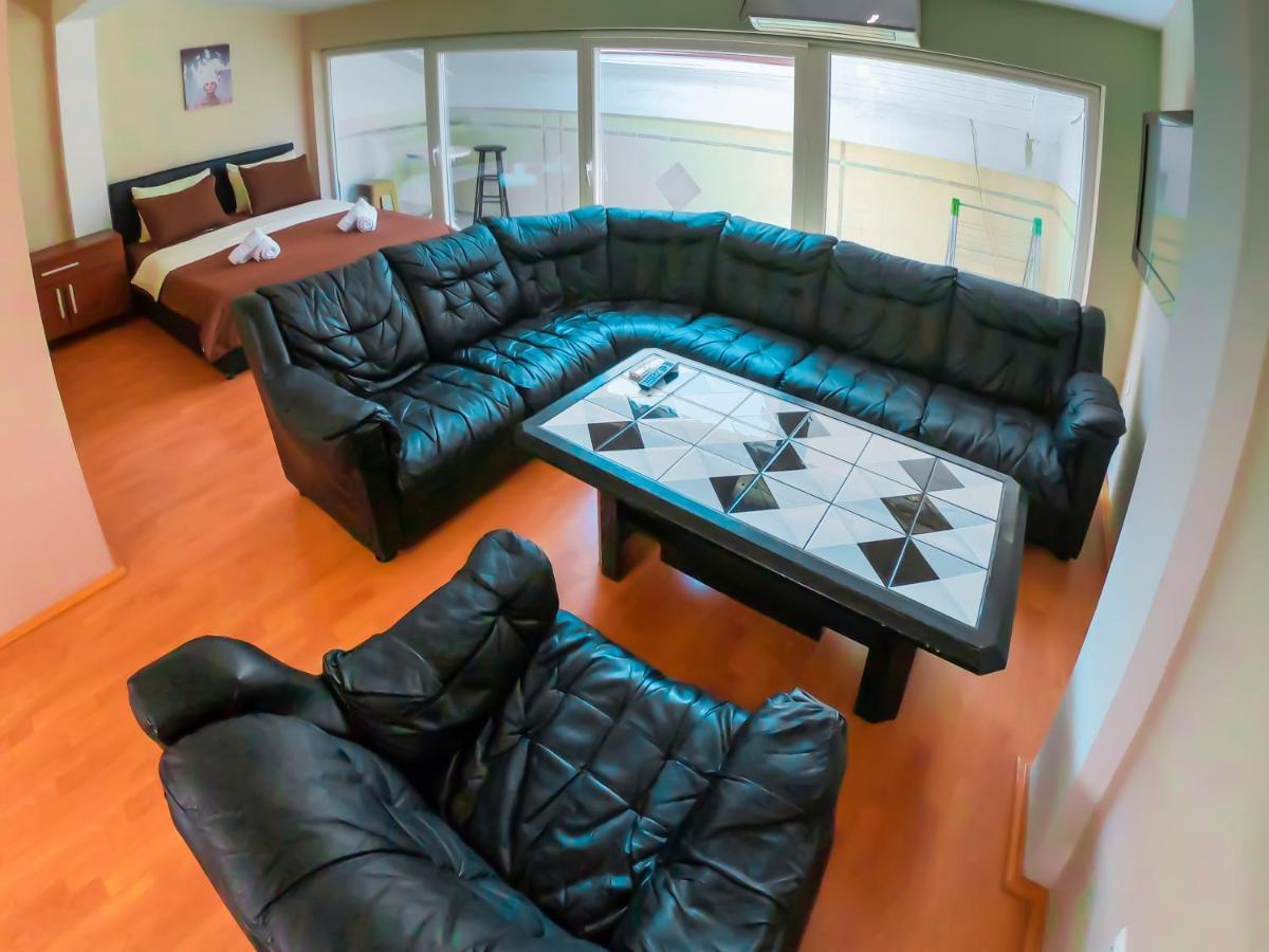 Darni - Bazaar Location With Free Parking Apartament